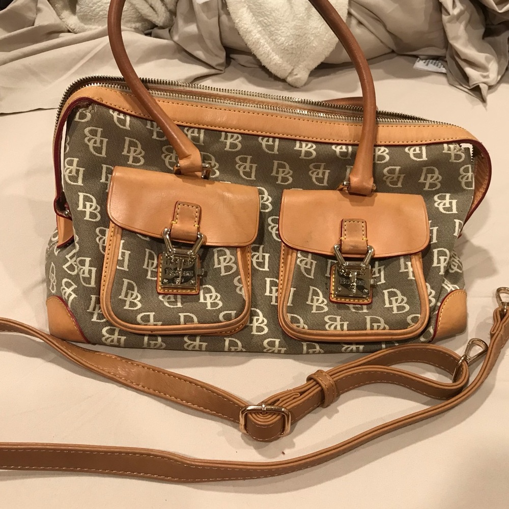Dooney & Bourke medium Purse with classic print